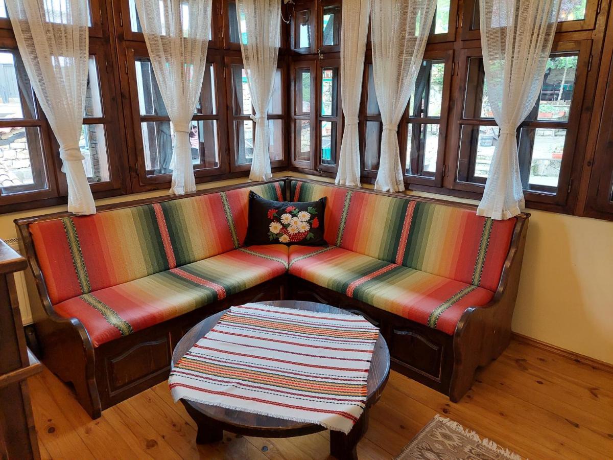 Guest Rooms Cheshmata Arbanasi Exterior photo
