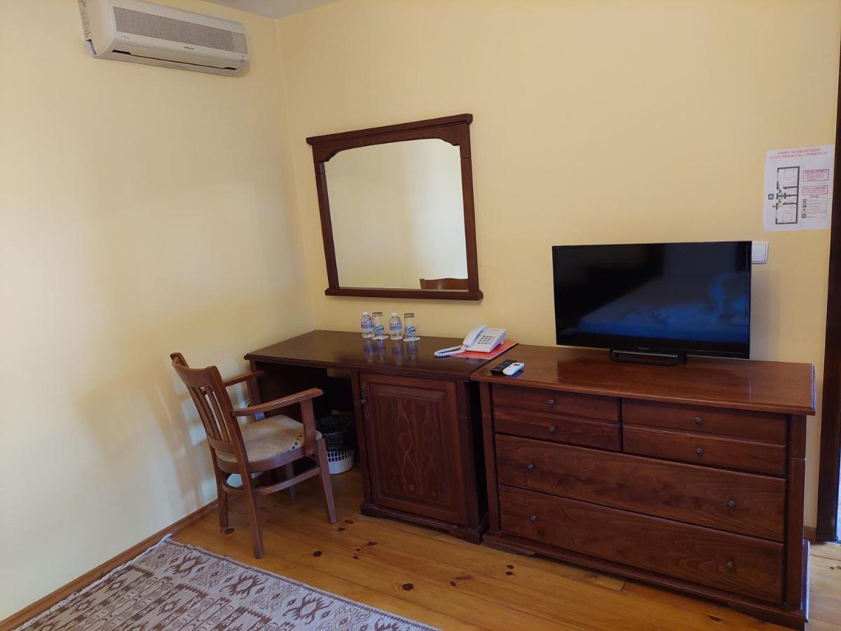 Guest Rooms Cheshmata Arbanasi Exterior photo