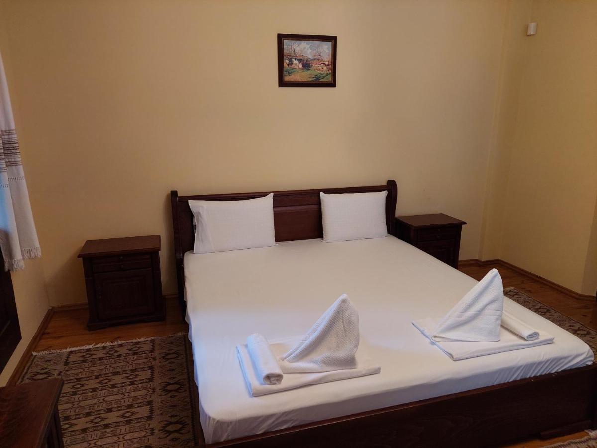 Guest Rooms Cheshmata Arbanasi Exterior photo